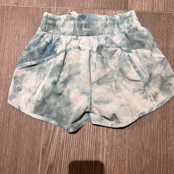 Lululemon Tracker Short!!! Tie Dye - Picture 2 of 4